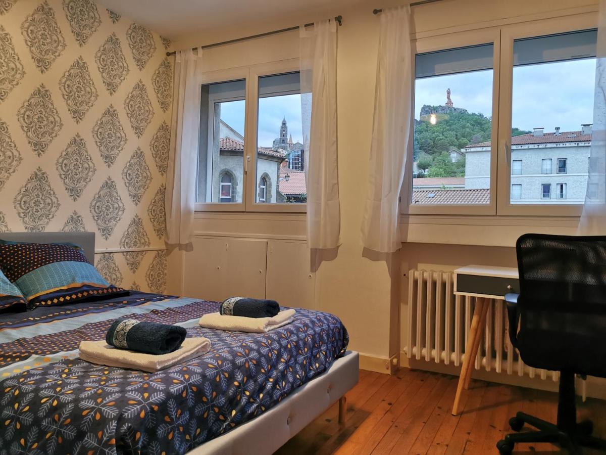 Chambre privée dans appart partagé avec vue sur les monuments Le Puy-en-Velay Exterior foto